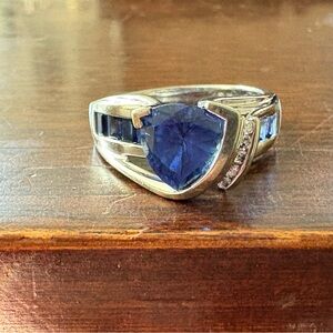 10K White Gold Ring